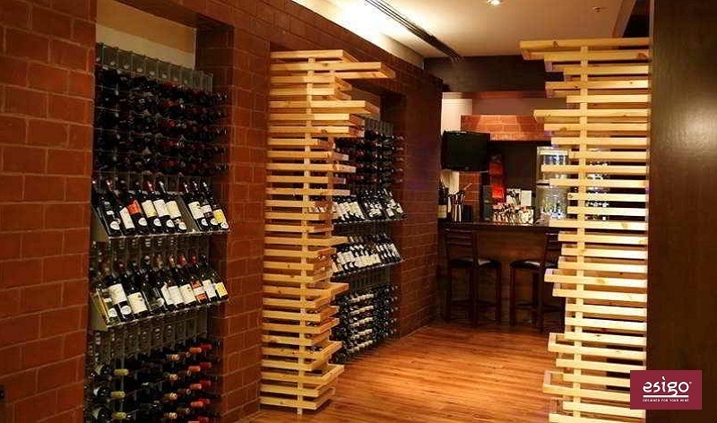 Arredamento wine bar esigo Arredamento wine bar