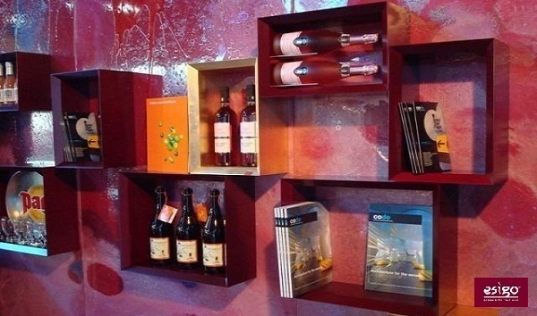 Gallery: arredamento esigo per wine bar Arredamento wine bar